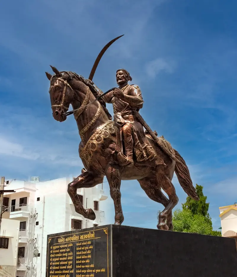 National Heros image 3