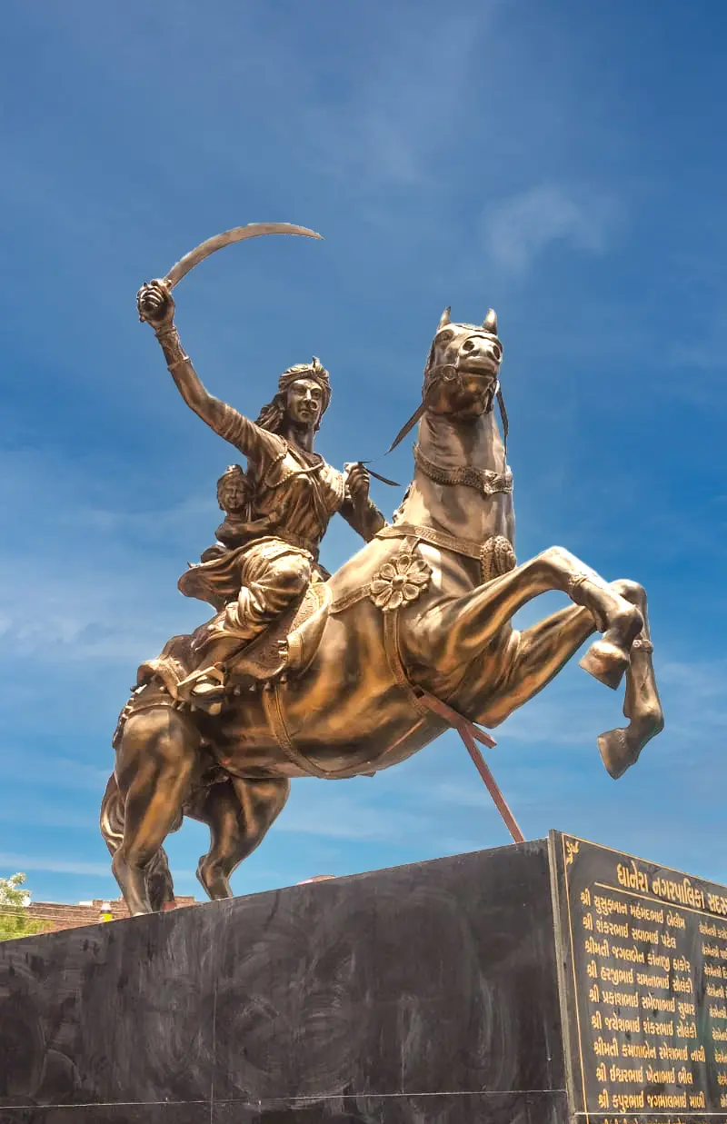 National Heros image 4